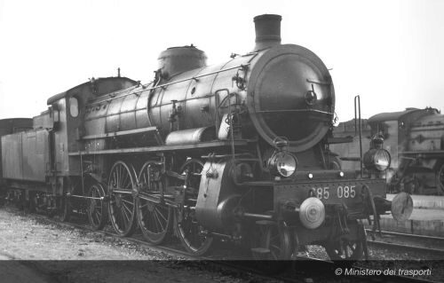 Rivarossi HR2914S FS Dampflokomotive Gr. 685 2. Serie kurzer Kessel  grosse Lampen Ep.III  DCS